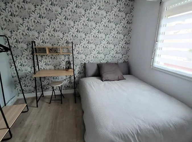 Appartement Rénové Près République